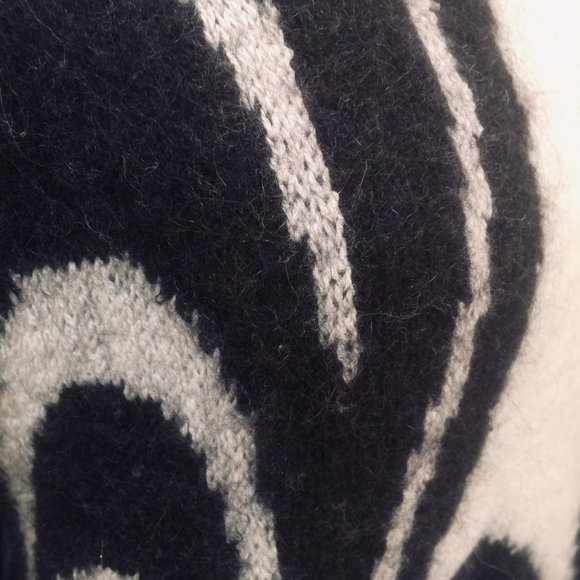 Acne Studios Sweater Dress - Italy - Picture 8 of 16